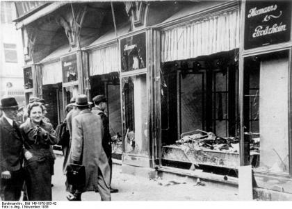 Destruction of a jude shop after the Kristallnacht.