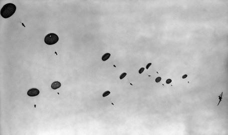 German parachute troops descending on Fort Eben Emael.