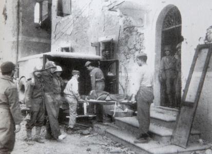 FEB injured are taken to the Hotel Commercio in Montese, turned into an emergency room.
