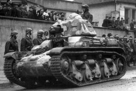 Renault R35 tank